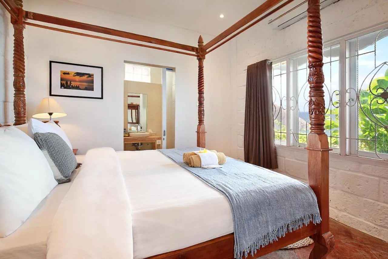 Kerang Bingin Beach Villa Uluwatu Indonesia